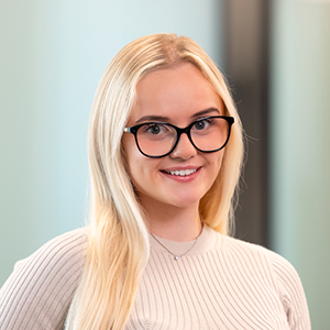 Mercer & Hole – Chloe Warne – Audit Trainee